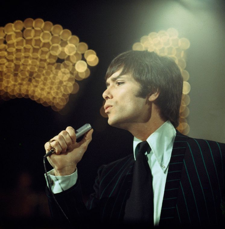 Cliff Richard "75 to 75"