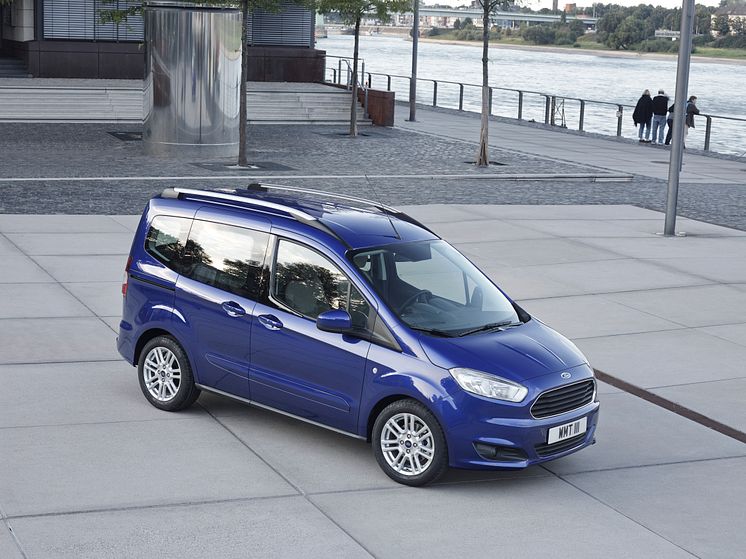 Nye Ford Tourneo Courier