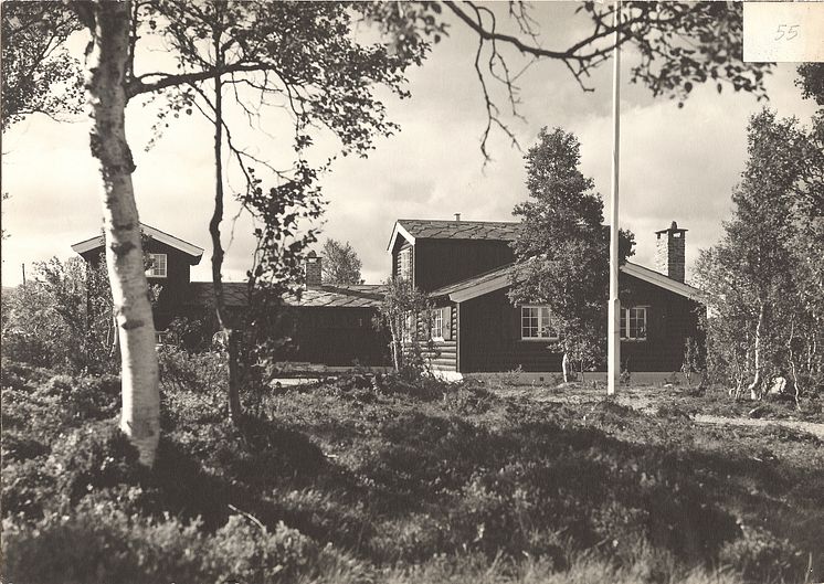 Hytte for Trygve Lie, ca 1951, arkitekt  Arnstein Arneberg.