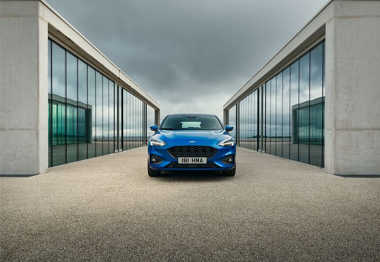 FORD_2018_FOCUS_ST-LINE__06