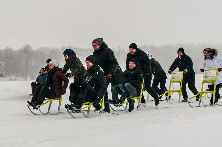 Full fart med Tyrénssparkarna på isen