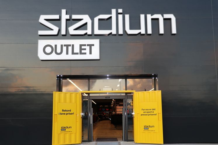 Stadium Outlet NO_ingång