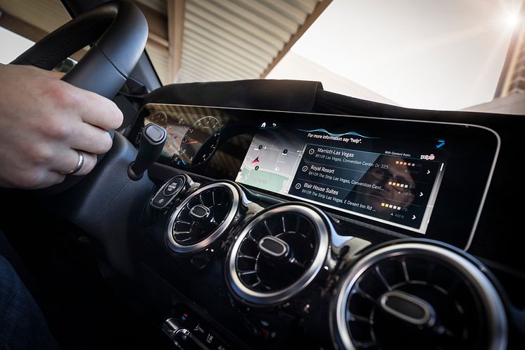 Mercedes-Benz præsenterer nyt infotainmentsystem med kunstig intelligens