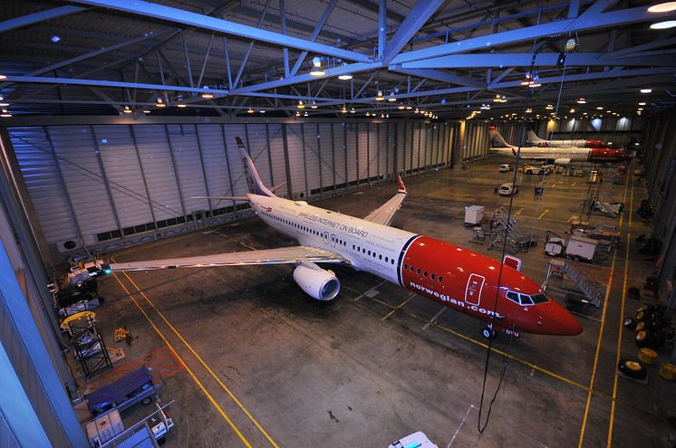 Norwegian-fly i hangar