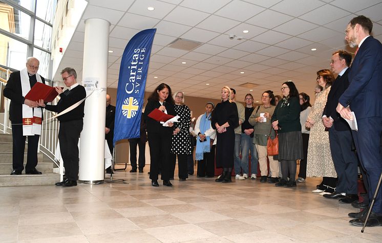 Invigning center Älvsjö.JPG