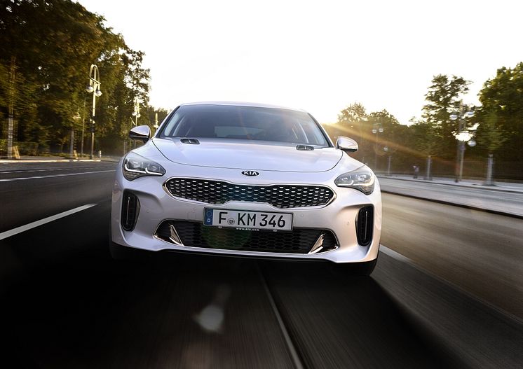 Kia Stinger - exterior 6