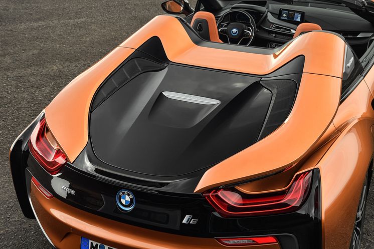 NYA BMW i8 ROADSTER 