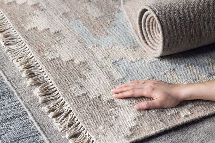 Rusta_2024_S3_care_recommendations_wool_rugs-1-I - kopia.jpg