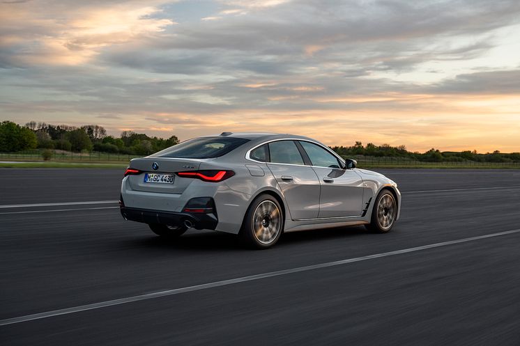 Helt nye BMW 4-serie Gran Coupé.