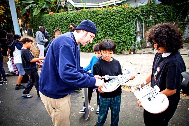 berra-give-kids-skateboards