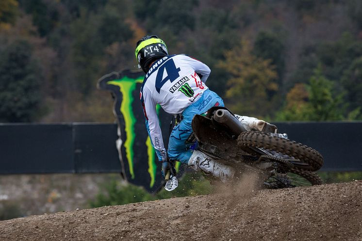 2020110501_011xx_MXGP_Rd17_トヌス選手_4000