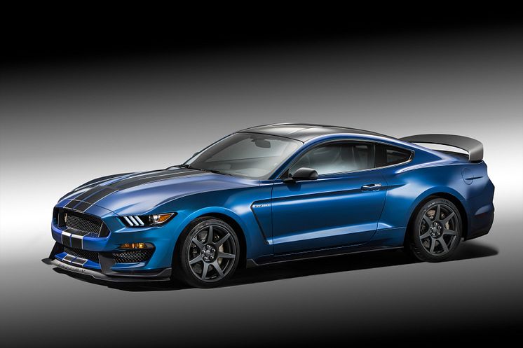 Shelby GT350R 