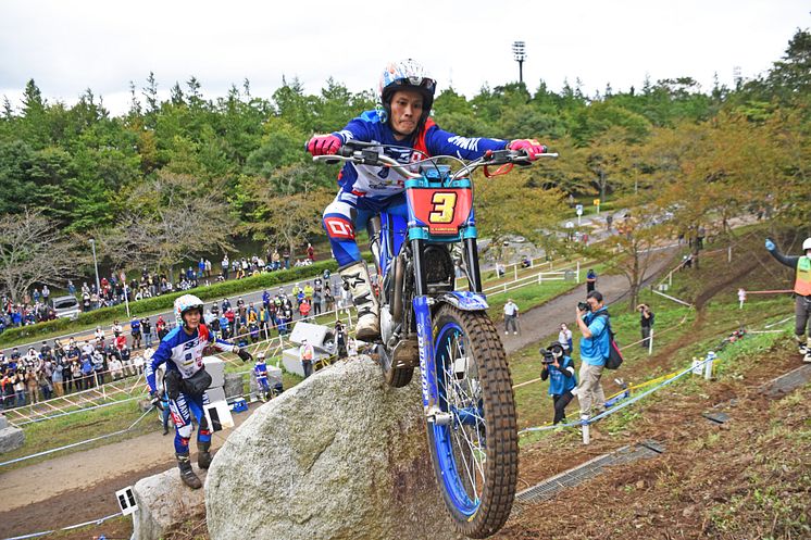 2020092806_003xx_JTR_Rd1_黒山選手_4000