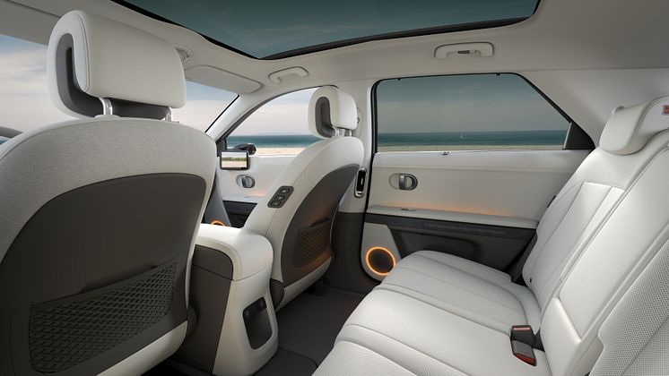 hyundai-ioniq-5-interior-0624-24_jpg_bfc_off.jpg