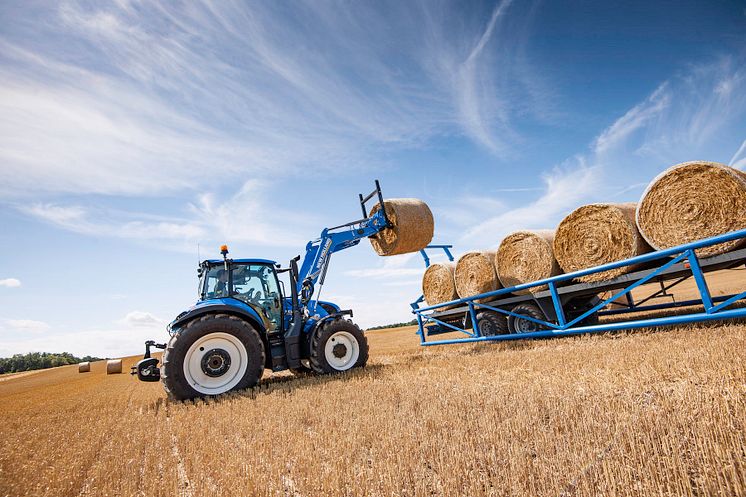 New Holland T5