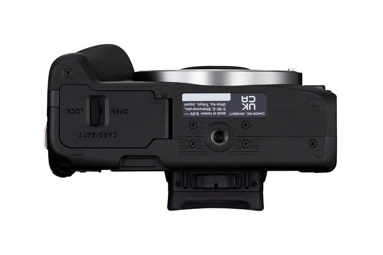 04_EOS R50_Black_Bottom