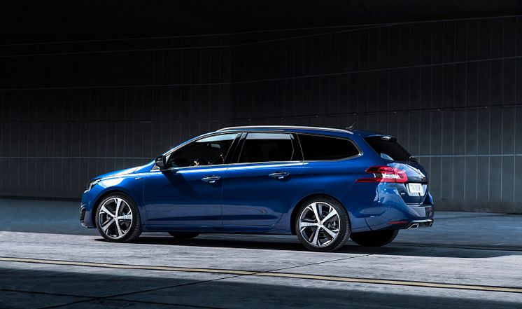 Peugeot 308 SW GT - prestanda och elegans i sportig kombi 