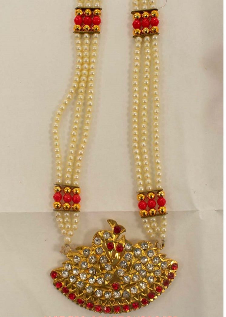 Gold and diamond necklace.jpg