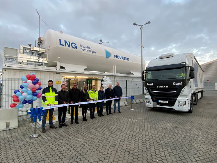 Eröffnung der neuen LNG-Tankstelle in Rostock