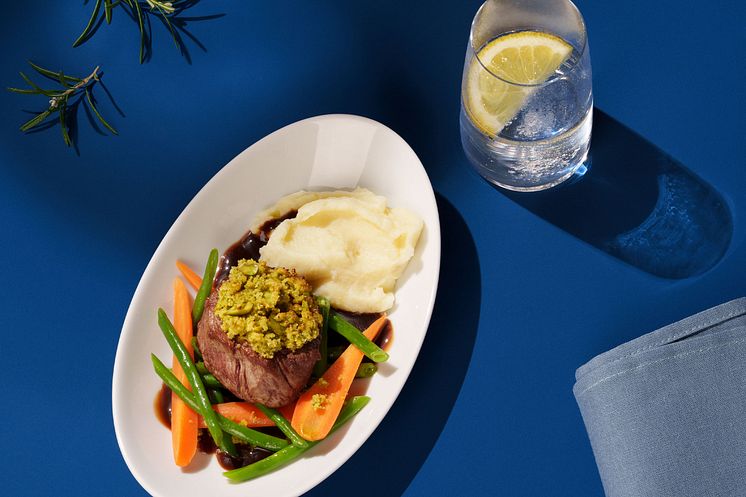 Discover Airlines_ Beef fillet