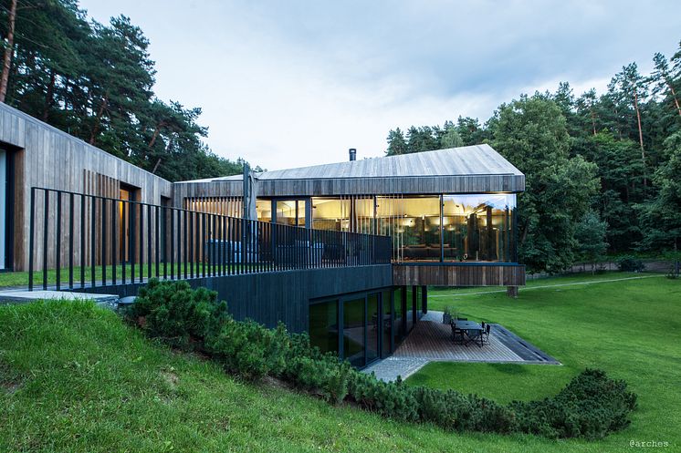 Valley Villa mit Kebony Fassade