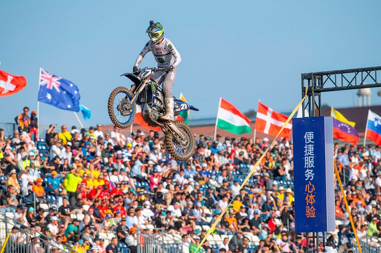 2019091602_007xx_MXGP_Rd18_ポーリン選手_4000