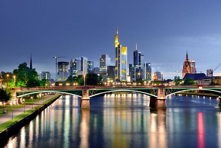 Frankfurt am Main_Frankfurt_Main_Skyline.jpg