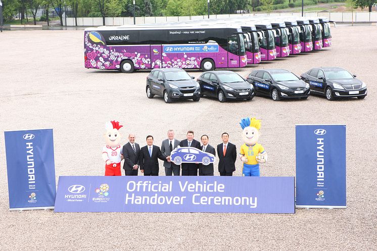 Hyundai levererar bilar till UEFA EURO 2012