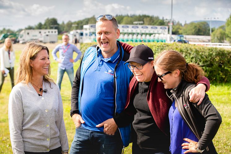 Hest360FordChallenge Ryggekonkurranse Per Gunnar Berg, Märtha Louise sammen med Anne Lene Øysæd og Jeanette Vagle fra Sandnes, Rogaland.    