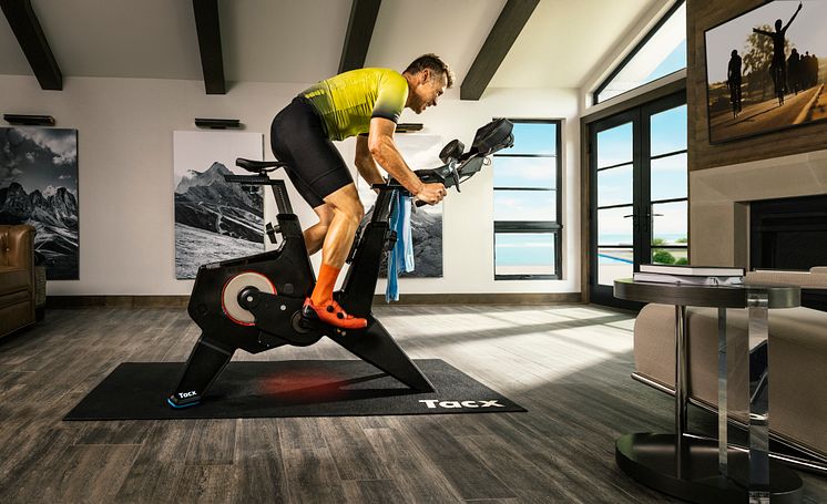 Tacx NEO Bike Plus hero image