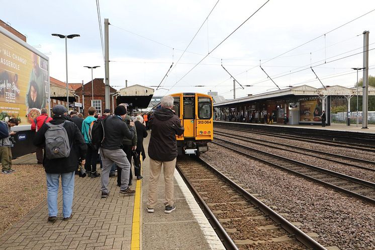 Class 313 at Welwyn Garden City