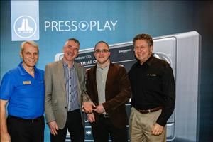 Hi-res image - JL Audio Marine Europe - Marine Distributor of the Year Award