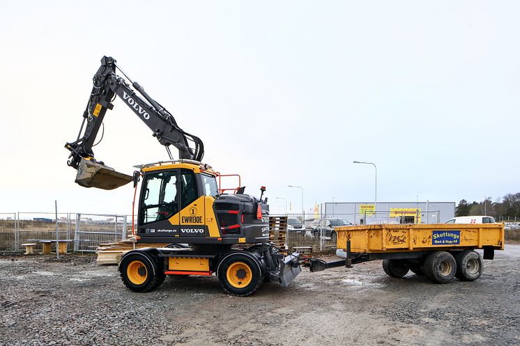 Volvo EWR130E hos Skuttunge Mark & Bygg AB