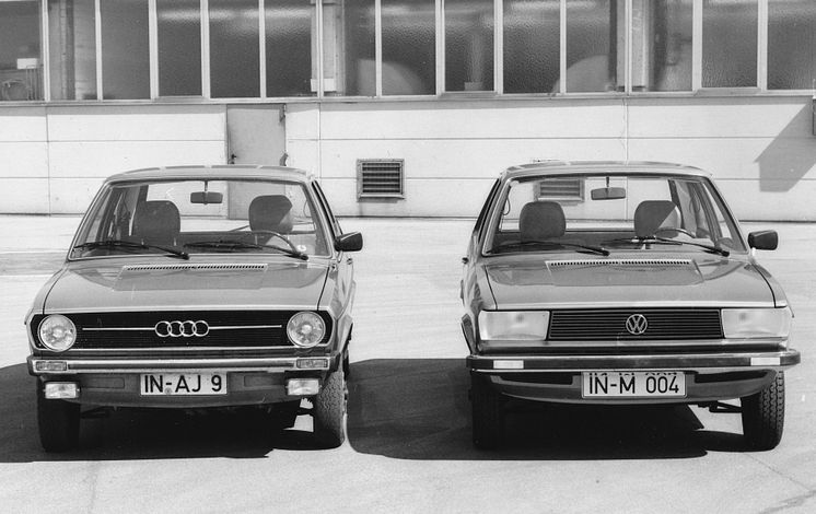 Den ene blev lanceret i 1974, den anden i 1975 - Audi 50 og VW Polo