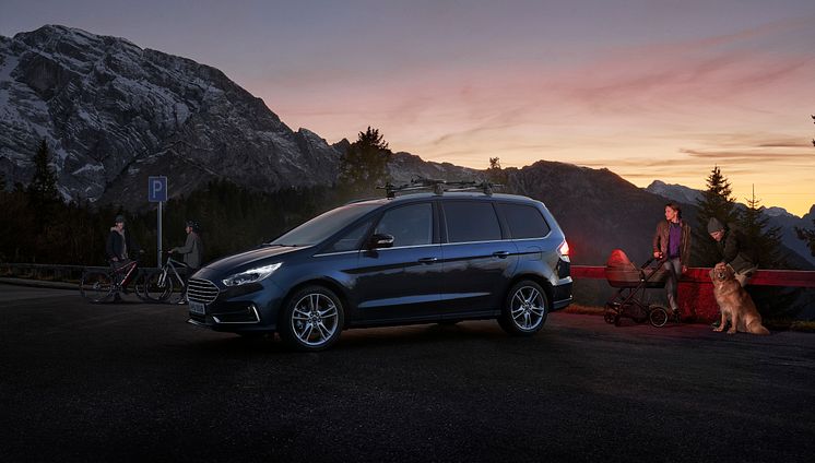 Ford S-MAX Galaxy Hybrid 2021