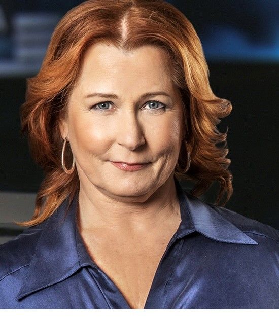 Framkant Sverige Anna Hedenmo.jpg