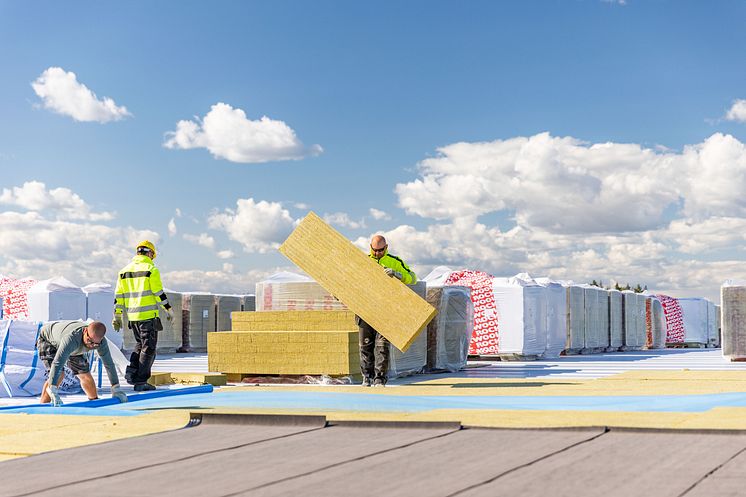 FrodeLaursen_distributionscenter_ROCKWOOL_udlægning_tag