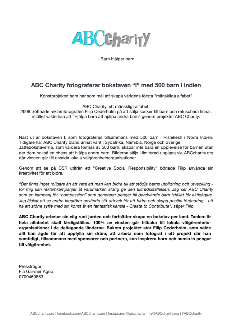 ABC Charity fotograferar bokstaven “I” med 500 barn i Indien