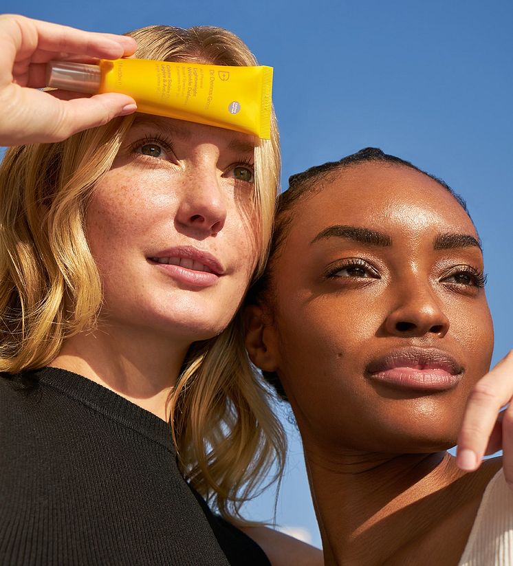 Dr Dennis Gross Lightweight Wrinkle Defense Spf 30 models