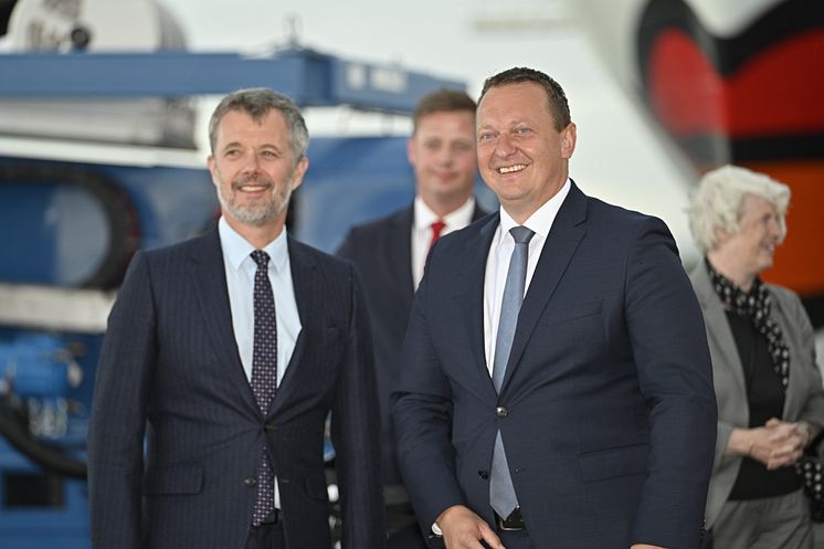 Photo AIDA Cruises: Copenhagen_shore_power_opening_AIDAnova_King_Frederik_Felix_Eichhorn_AIDA_Pesident.JPG