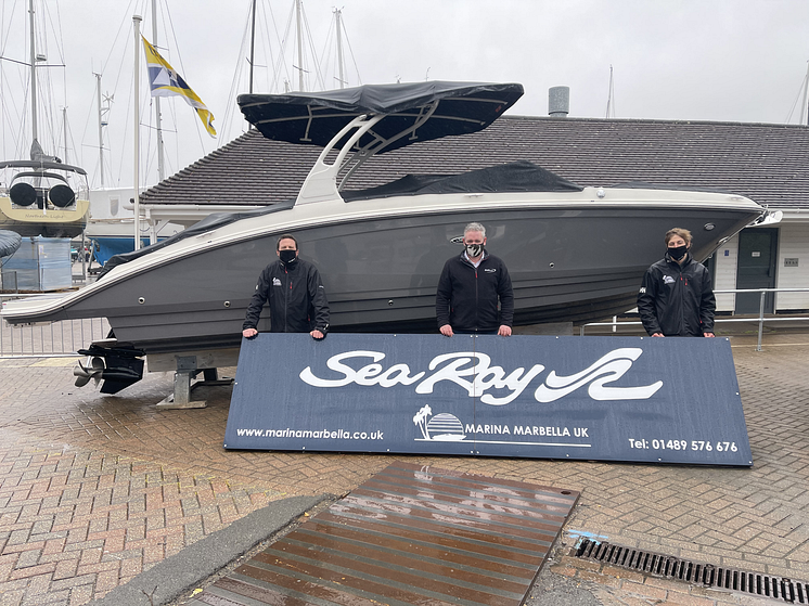 Boats.co.uk has been appointed by Marina Marbella UK as the East Coast dealer for the Sea Ray range. From left to right: Ross Dixon, James Barke, Jose Sundberg