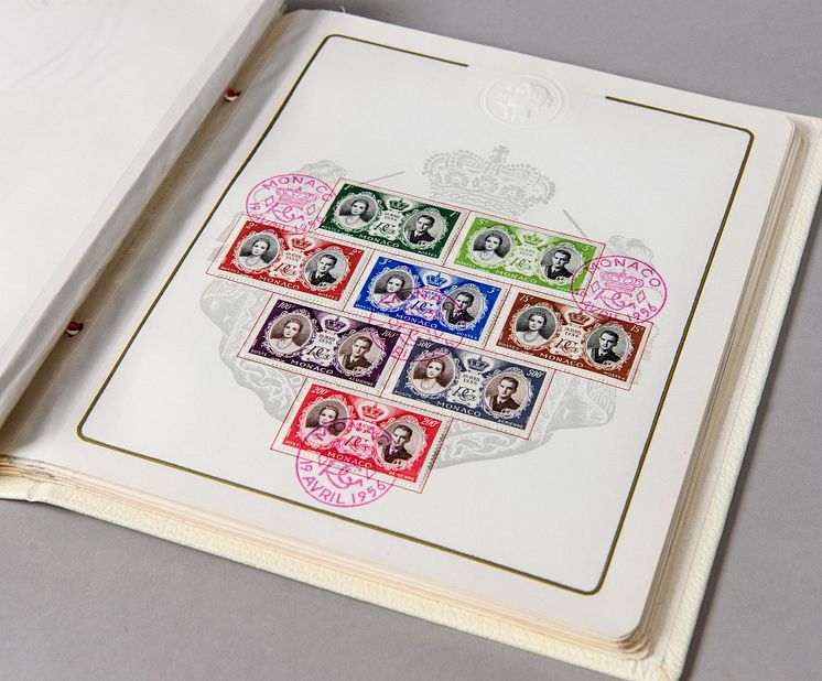 Kongelige skatter - fra Kong Olav Vs frimerkesamling