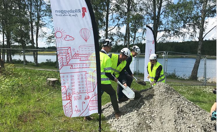 Riksbyggens Brf Korseberg Strand, första spadtag