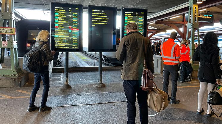 Tågtrafiken påverkas på flera sträckor under helger