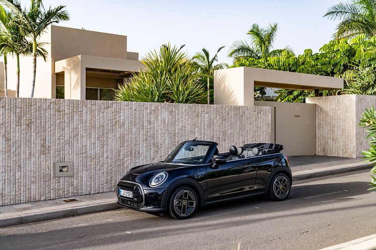 MINI Cooper SE Cabriolet