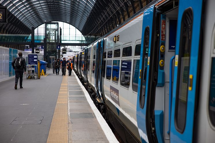 Class 365 waiting for final run out of King's Cross