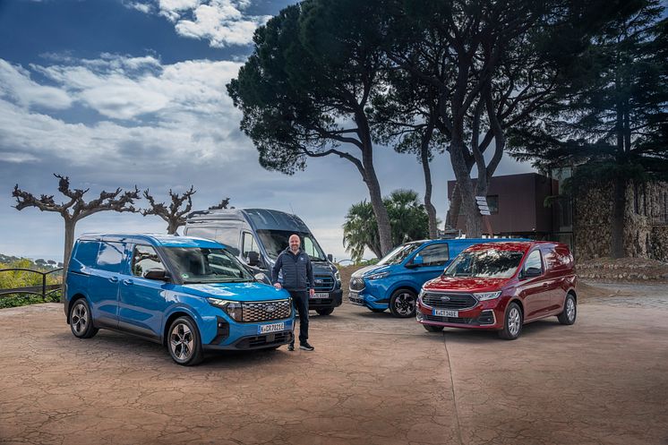 2025 Espen Markussen, E-Transit Courier, E-Transit, E-Transit Custom, Transit Connect ladbar hybrid Ford Pro.jpg