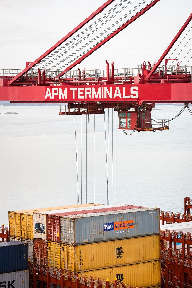 APMTerminals_Gothenburg_Lift
