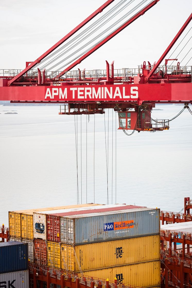 APMTerminals_Gothenburg_Lift