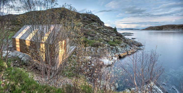 Traditionell norwegisches Bootshaus - Kebony Fassade